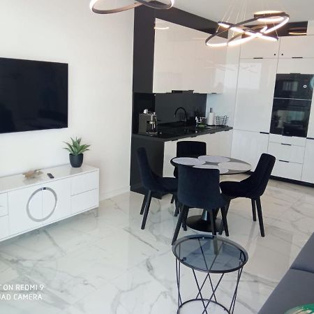 Apartament z widokiem na morze w kompleksie Hevenia Rewal Zewnętrze zdjęcie